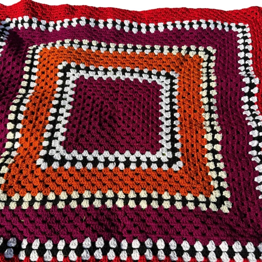 Vintage Handmade Crochet Granny Square Afghan Blanket 36x36 Red Orange Purple‎